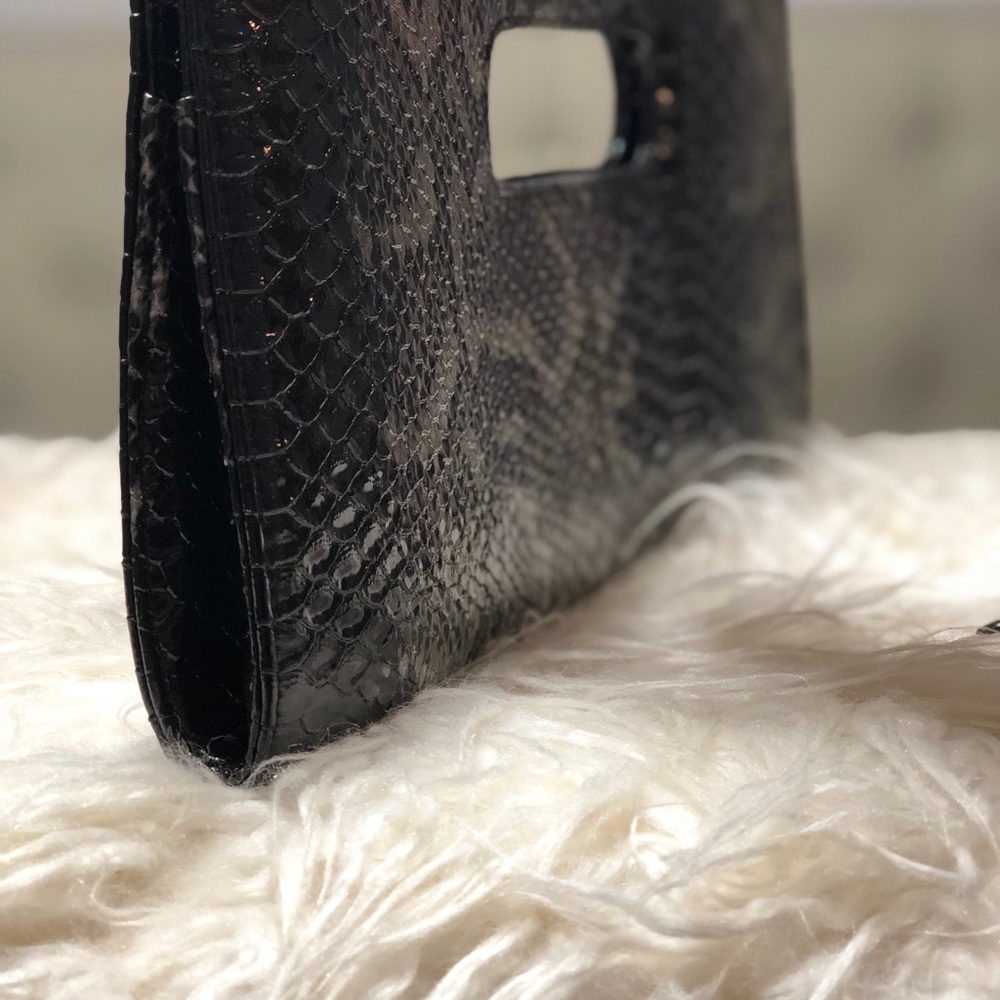 Sexy Snakeskin-Like Rectangular Bag - image 2